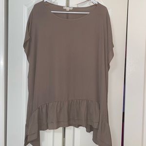 Oversized boutique blouse